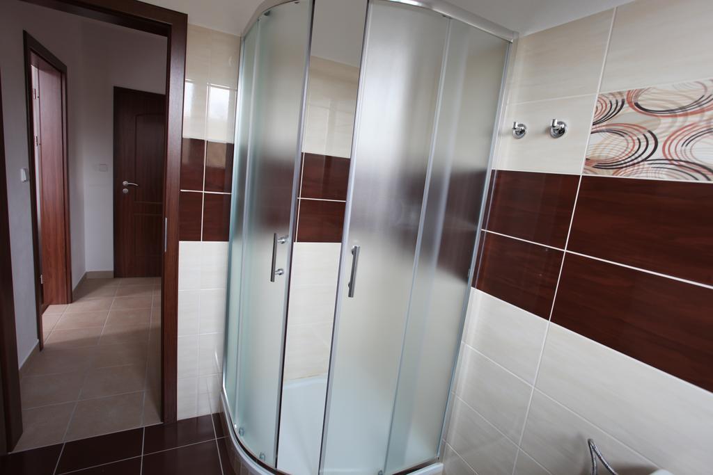 Penzion U Sklepu Hotel Hovorany Bagian luar foto